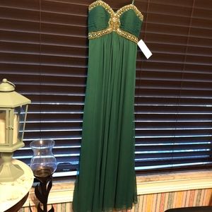 NEW! Green Beaded Formal / Bridesmaid / Prom Dress